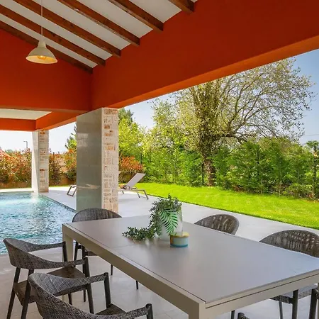 Villa Valle Lux By Guide *