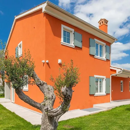 Vila Valle Lux By Guide Bale