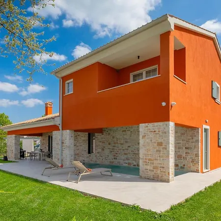 Vila Valle Lux By Guide Bale