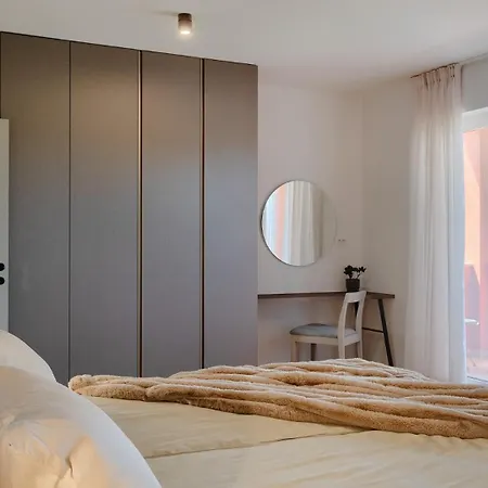 Villa Valle Lux By Guide *