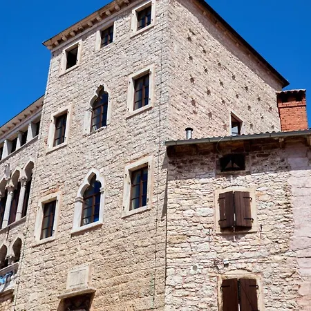 Valle Lux By Guide Villa *